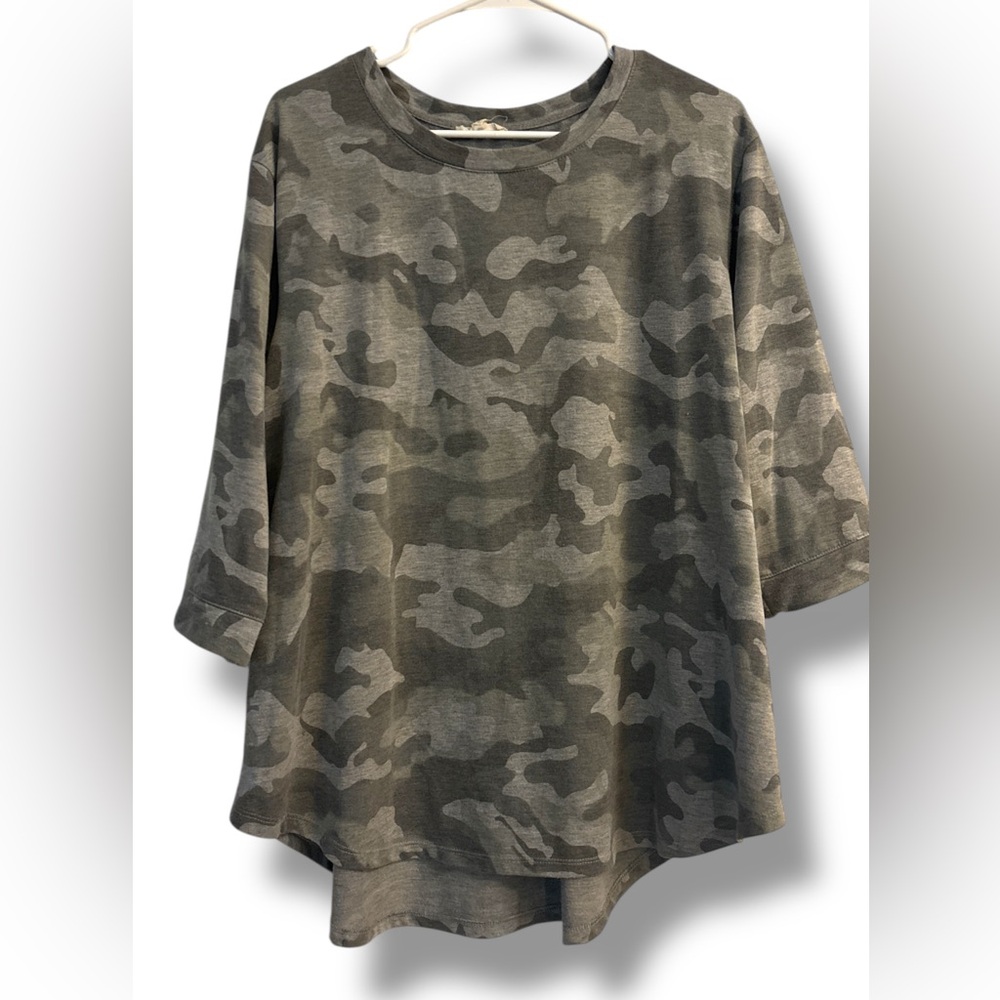 Jane and Delancey Green and Brown Boxy Long Sleeve Tee